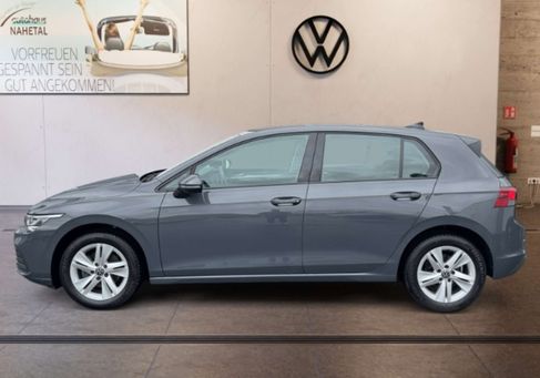 Volkswagen Golf, 2024 3