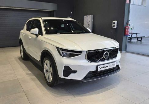 Volvo XC40, 2023 3