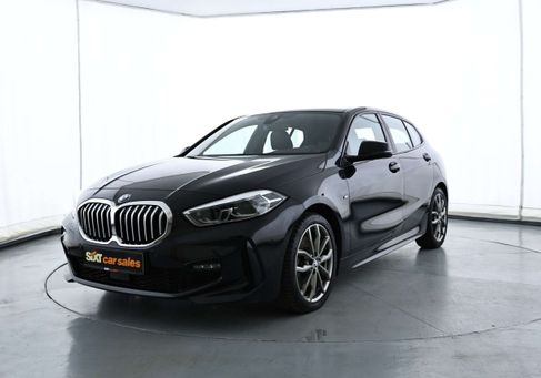 BMW 120, 2023 3