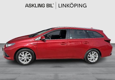 Toyota Auris Touring Sports, 2016