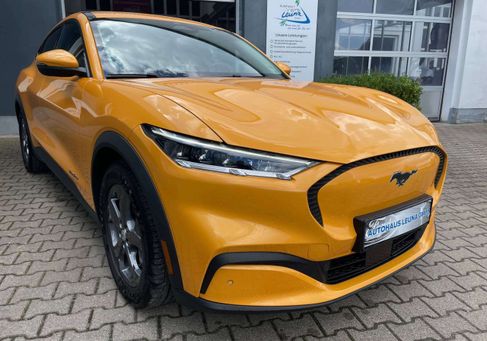 Ford Mustang Mach-E, 2022 3