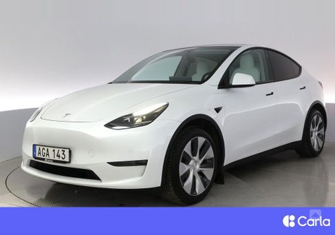 Tesla Model Y, 2021