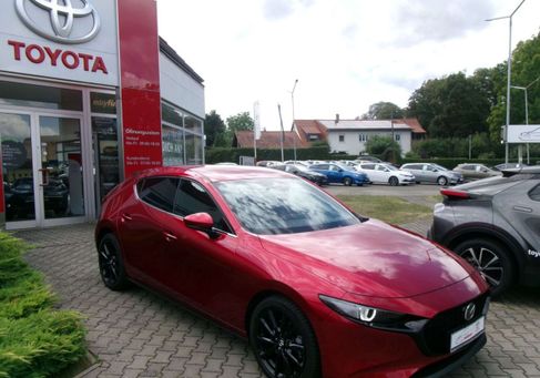 Mazda 3, 2025