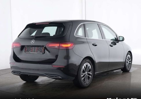 Mercedes-Benz B 200, 2024