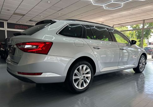 Skoda Superb, 2023
