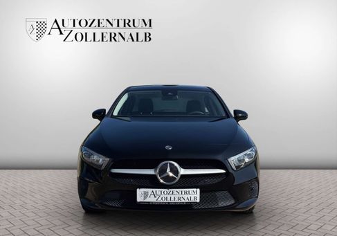 Mercedes-Benz A 250, 2022
