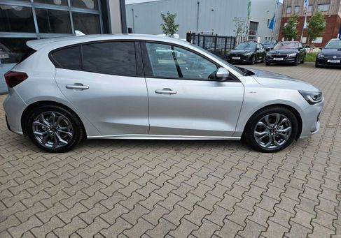 Ford Focus, 2025 3