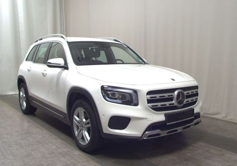 Mercedes-Benz GLB 200, 2023