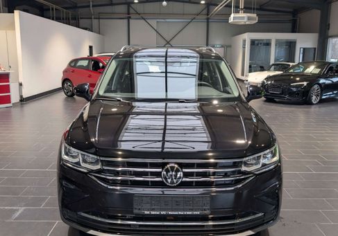 Volkswagen Tiguan, 2022 3