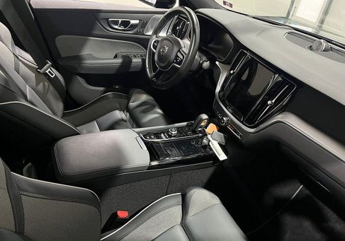 Volvo S60, 2021 3