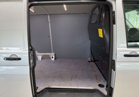 Volkswagen T6 Transporter, 2019 3