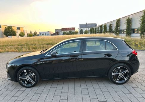 Mercedes-Benz A 250, 2021