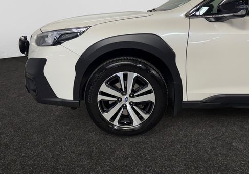 Subaru OUTBACK, 2023