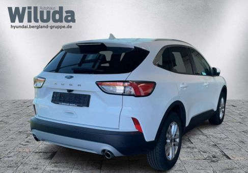 Ford Kuga, 2022