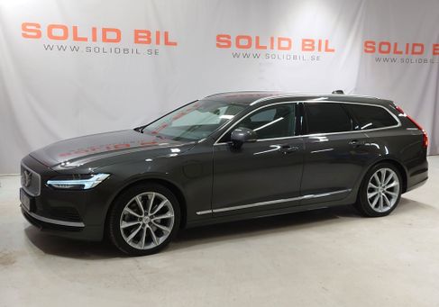 Volvo V90, 2022
