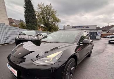 Tesla Model 3, 2022