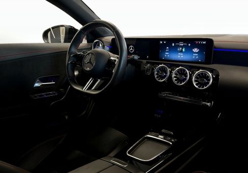 Mercedes-Benz CLA 250, 2025