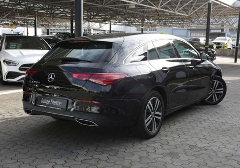 Mercedes-Benz CLA 250, 2022