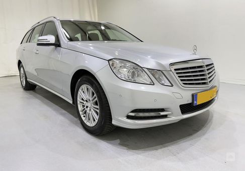 Mercedes-Benz E 220, 2012