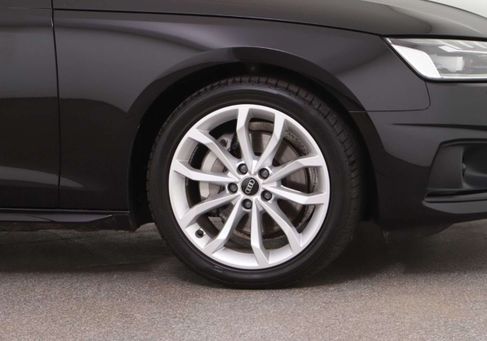 Audi A4, 2023