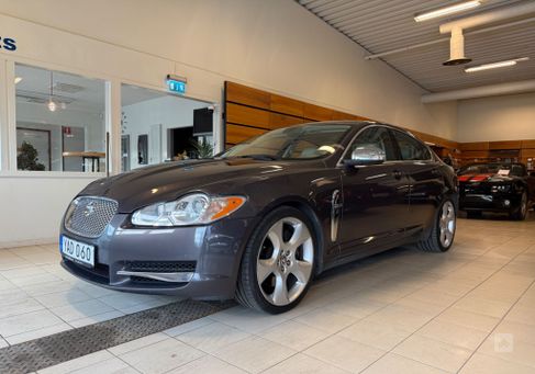 Jaguar XF, 2009