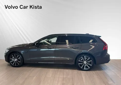 Volvo V60, 2025