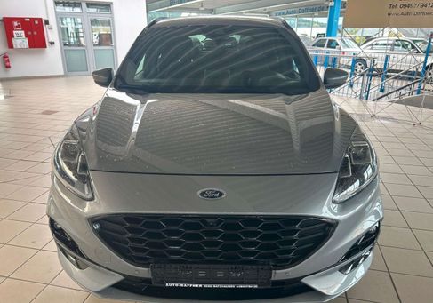 Ford Kuga, 2025