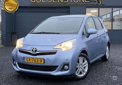 Toyota Verso-S, 2012