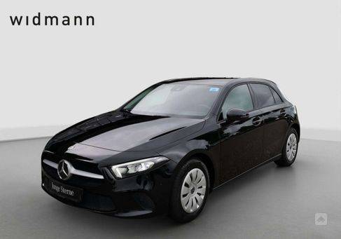 Mercedes-Benz A 180, 2022