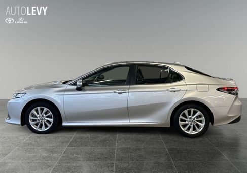 Toyota Camry, 2021
