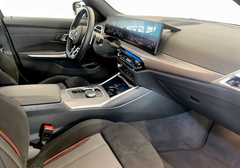 BMW 330, 2026 3