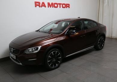 Volvo S60 Cross Country, 2016