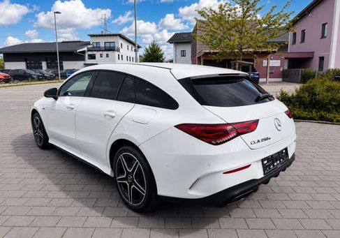 Mercedes-Benz CLA 250, 2021