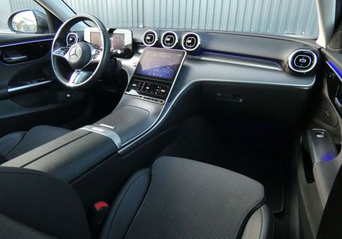 Mercedes-Benz C 200, 2023 2