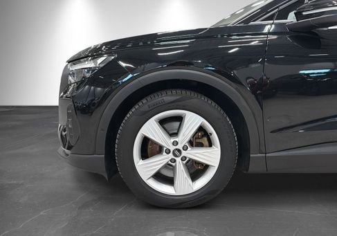 Audi Q4, 2023
