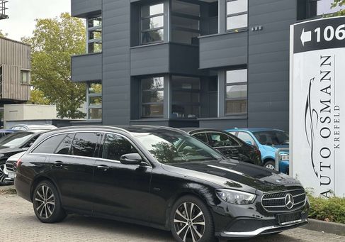 Mercedes-Benz E 300, 2021