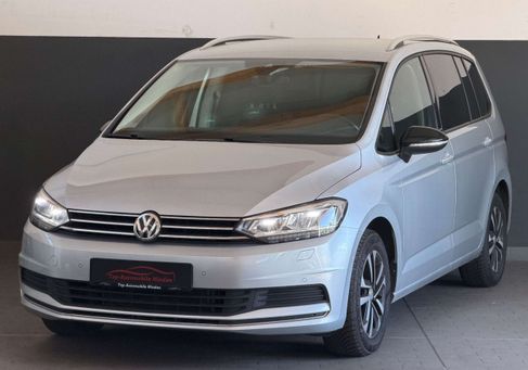 Volkswagen Touran, 2020 3