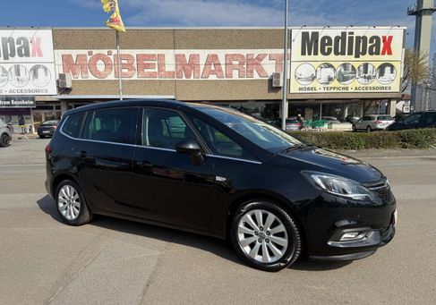 Opel Zafira Tourer, 2017