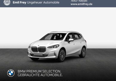 BMW 216, 2023