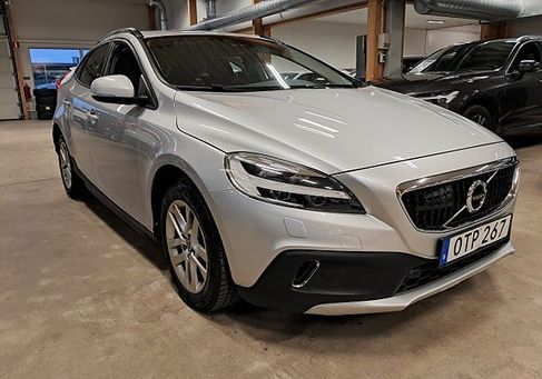 Volvo V40 Cross Country, 2018