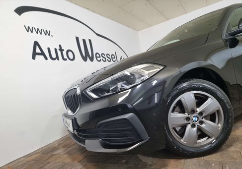 BMW 116, 2021
