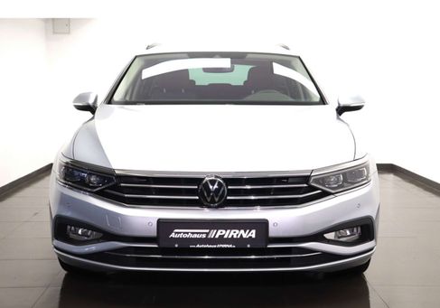 Volkswagen Passat Variant, 2023 3