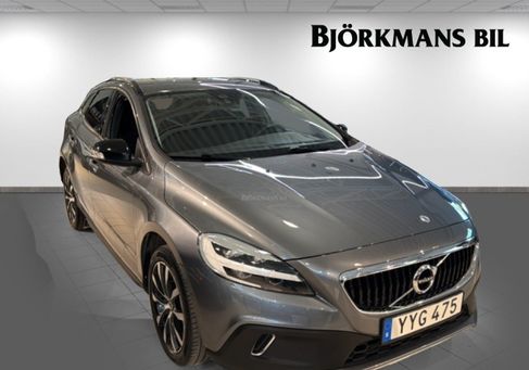 Volvo V40 Cross Country, 2019