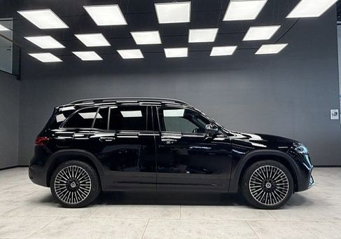 Mercedes-Benz EQB, 2023