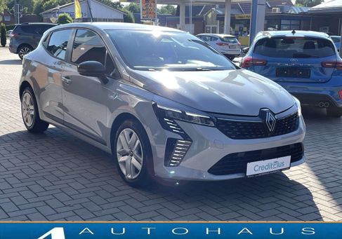 Renault Clio, 2025