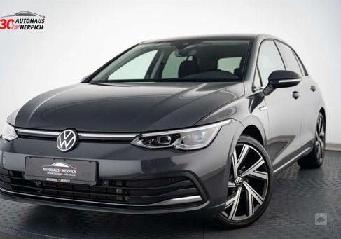 Volkswagen Golf, 2023