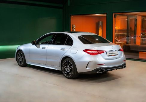 Mercedes-Benz C 300, 2023