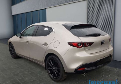 Mazda 3, 2025