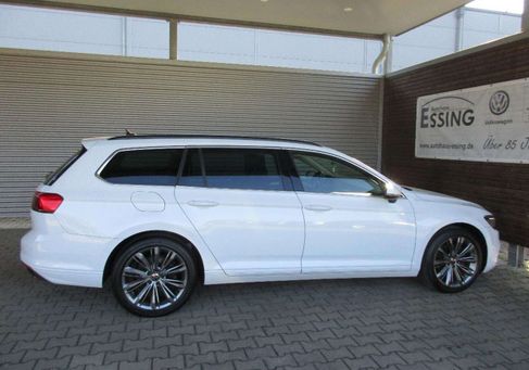 Volkswagen Passat Variant, 2023 3