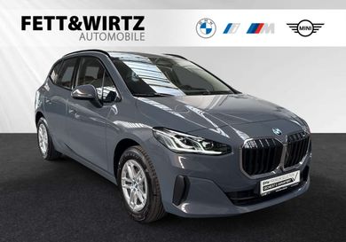 BMW 216, 2025